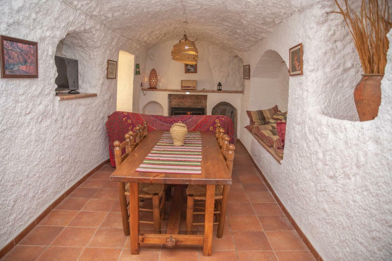 Cuevas El Torriblanco Vendégház Gorafe Kültér fotó
